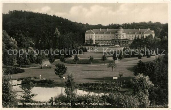Bad Hermannsborn Kurhaus mit Park