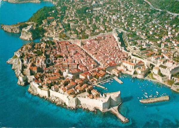 Dubrovnik Ragusa Altstadt Festung Hafen Fliegeraufnahme