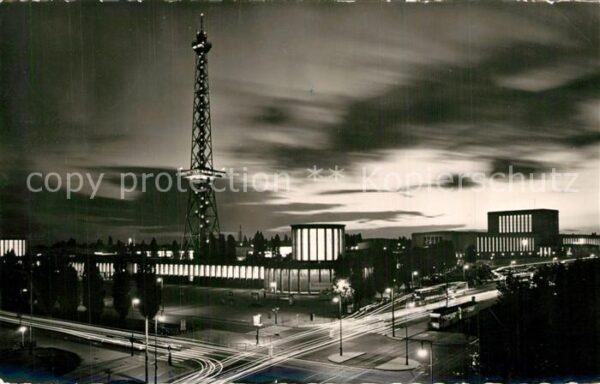 Berlin Funkturm Messe Nachtaufnahme