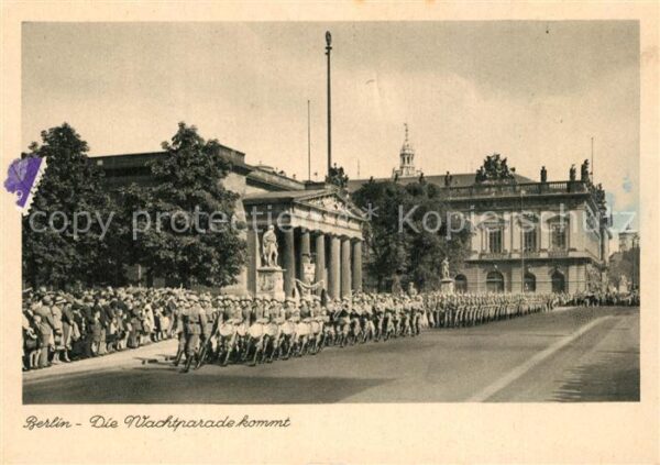 Berlin Wachtparade Zeughaus Neue Wache