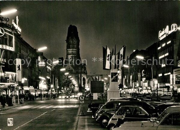 Berlin Kurfürstendamm Gedächtniskirche Nachtau