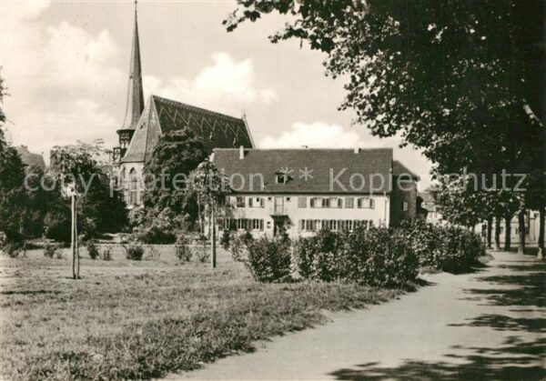 Muehlhausen Thueringen Am Petriteich Blick zur Kirche