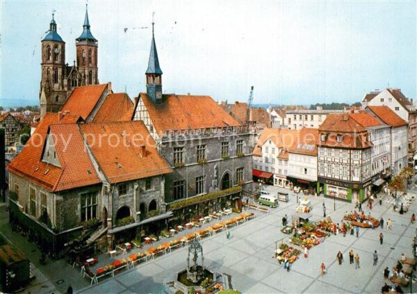 Goettingen Niedersachsen Rathaus Marktplatz Gänseliesel Brunnen
