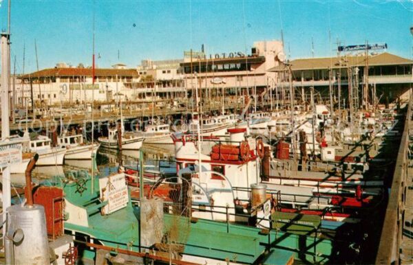 San Francisco California Fisherman's Wharf fishing boats harbour
