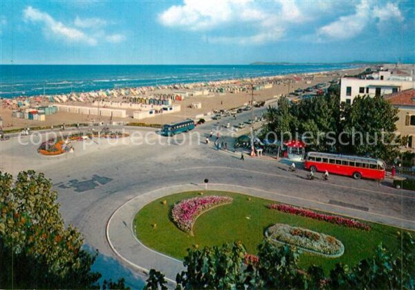 Rimini Piazzale Tripoli e spiaggia