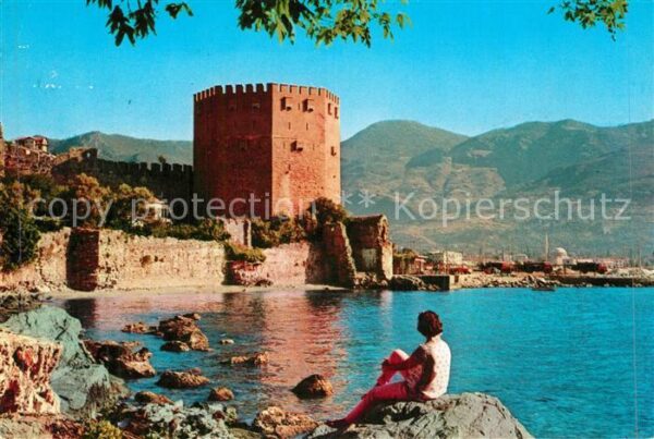 Alanya Partie am Meer mit Burg