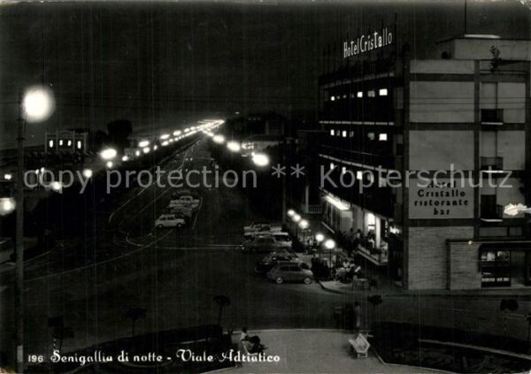 Senigallia Viale Adriatico di notte