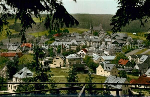 Bischofsgruen Panorama Blick vom Hügelfelsen Kurort i