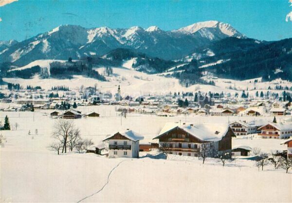 Inzell Winterpanorama mit Hochfelln Chiemgauer