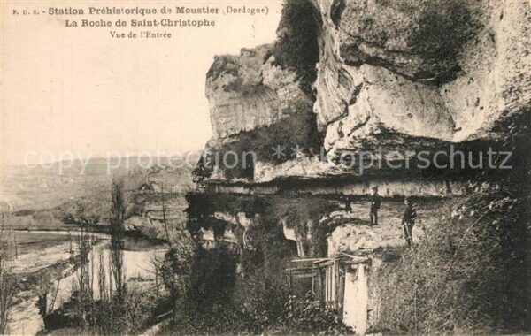 Moustier Hainaut La Roche de Saint Christophe Vue de l'E