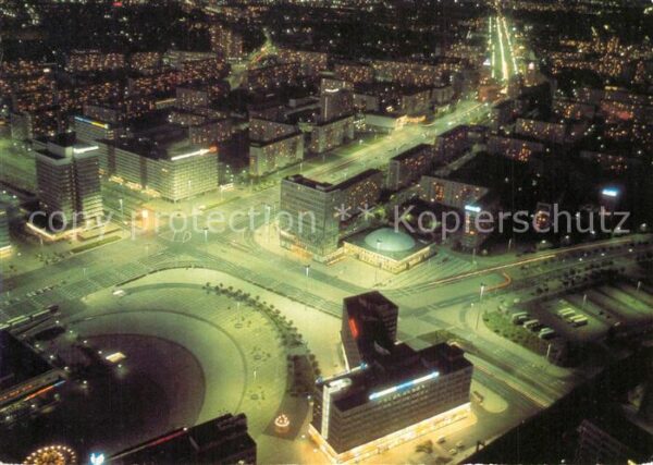 Berlin Blick vom Fernsehturm Nachtaufnahme