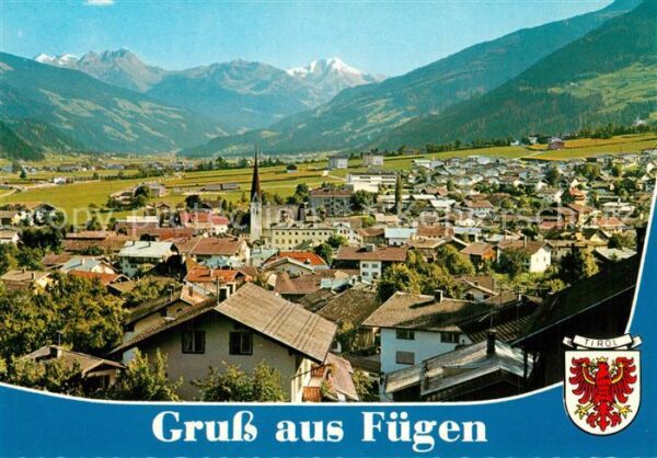 Fuegen Gesamtansicht mit Alpenpanorama