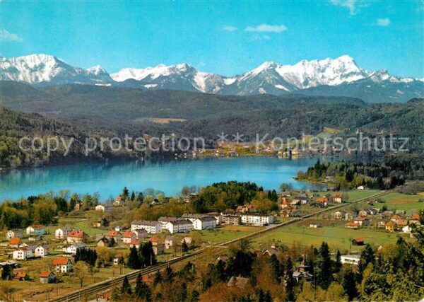 Krumpendorf Woerthersee Panorama Kur- und Badeort mit Mittagsko