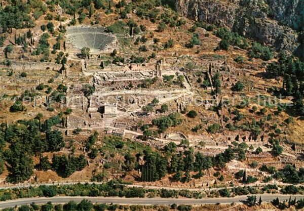 Delfi Delphi Sanctuary of Apollo Antike Stätte Apoll
