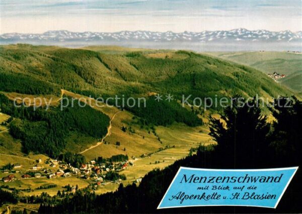 Menzenschwand mit Blick auf die Alpenkette und St Bla