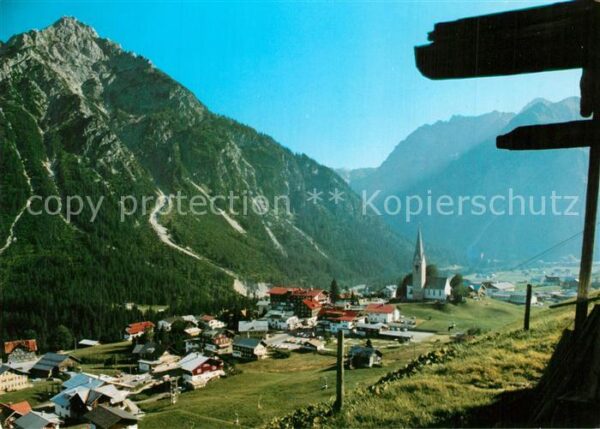Mittelberg Kleinwalsertal Gesamtansicht mit Alpenpanorama
