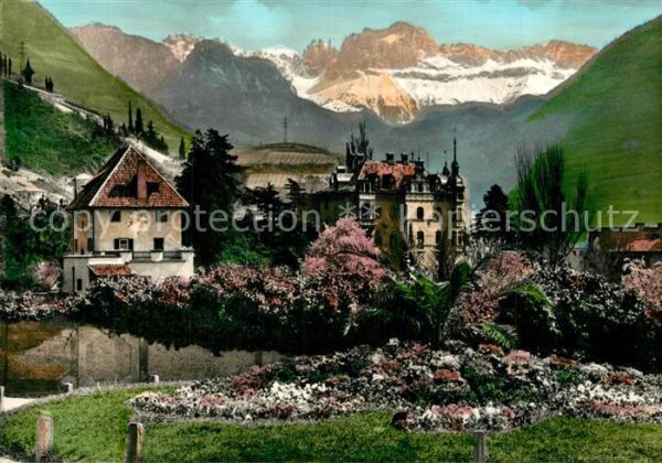 Bozen Suedtirol Teilansicht mit Blick gegen Rosengarten