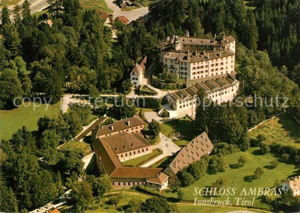 Innsbruck Schloss Ambras Fliegeraufnahme
