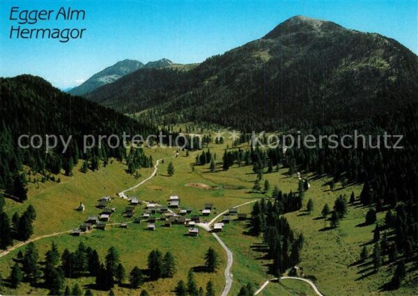 Hermagor Kaernten Egger Alm Alpen Fliegeraufnahme