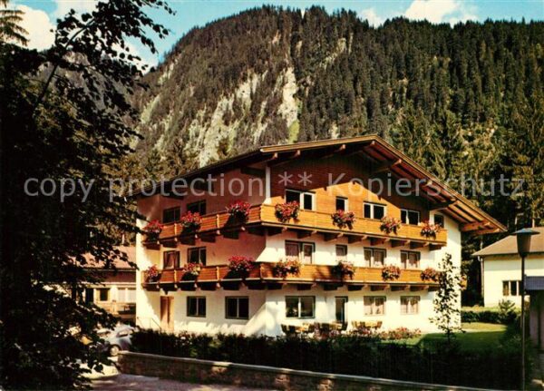 Mayrhofen Zillertal Gästehaus Hochmuth Zillertaler Alpen