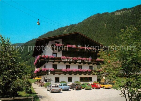 Mayrhofen Zillertal Gästehaus Weinstube Cafe Traudl