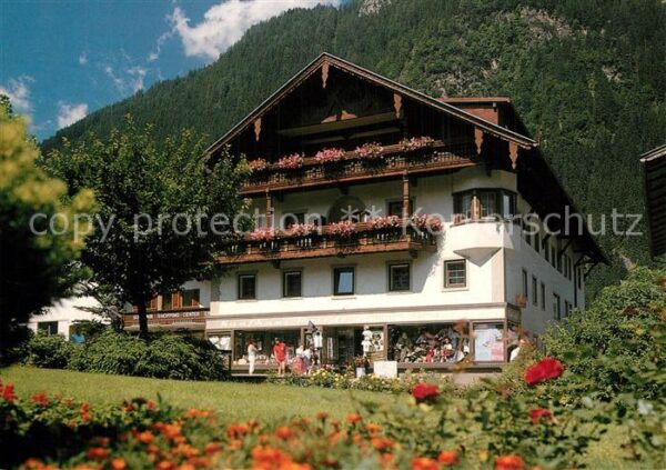 Mayrhofen Zillertal Gästehaus Pramstraller im Sommer