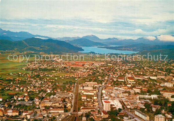 Klagenfurt Woerthersee Fliegeraufnahme