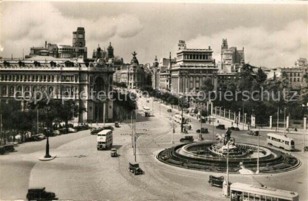 Madrid Spain La Gibeles y calle de Alcala