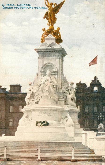London Queen Victoria Memorial