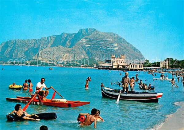 Mondello Spiaggia e lo stabilimento balneare Str