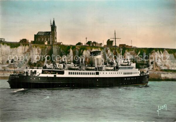 Schiffe Ships Navires Arromanches Chapelle Notre-Dame-de-Bon-
