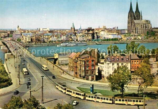 Strassenbahn K?ln am Rhein Deutzer-Br?cke Dom