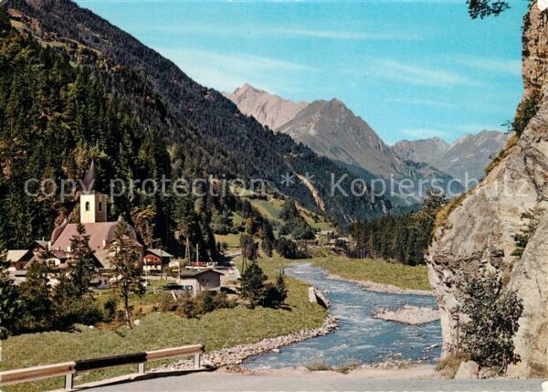 Huben Osttirol Ortsansicht mit Kirche Landschaftspanor