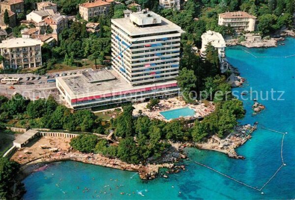 Opatija Abbazia Hotel an der Küste Fliegeraufnahme