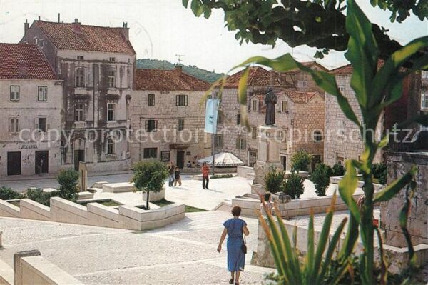 Makarska Dalmatien Innenstadt Platz Denkmal