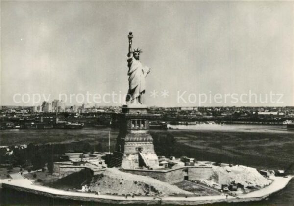 New York City Statue of Liberty in front of New York