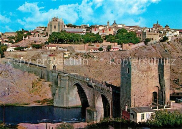 Toledo Castilla-La Mancha Puente de San Martin y vista parcial