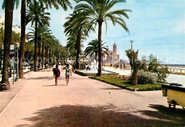 Sitges Promenade et Eglise