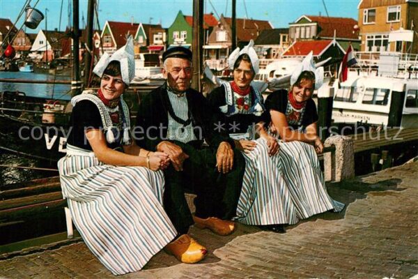Volendam Hafen Tracht