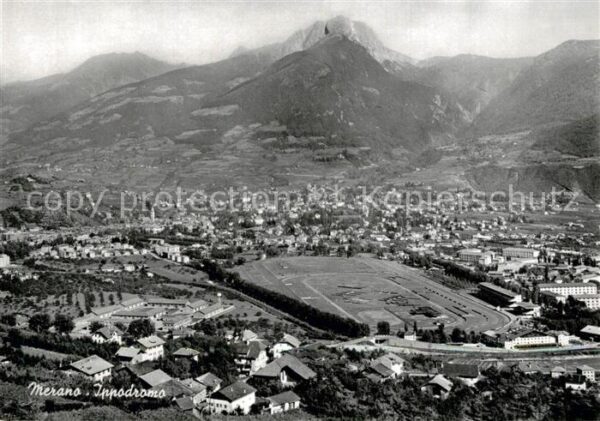 Merano Suedtirol Fliegeraufnahme Rennplatz