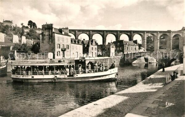 Dinan 22 Vedette a l'arrivée Pont Viaduc