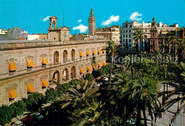 Sevilla Andalucia Plaza Mayor y vista parcial