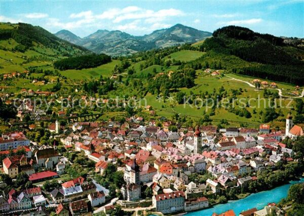 Waidhofen Ybbs Stadt mit mittelalterlichem Stadtbild F