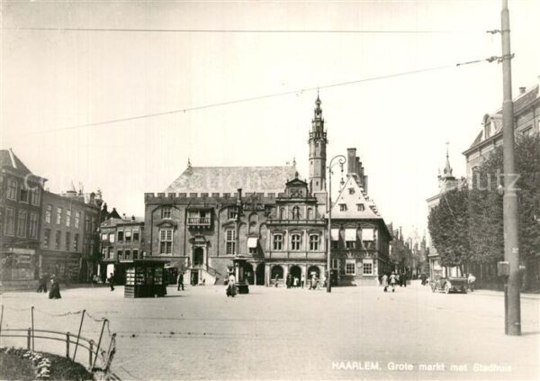 Haarlem Grote markt met Stadhuis