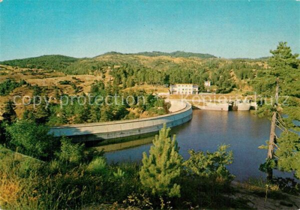 Sila Calabria Diga del Lago Cecita Staumauer