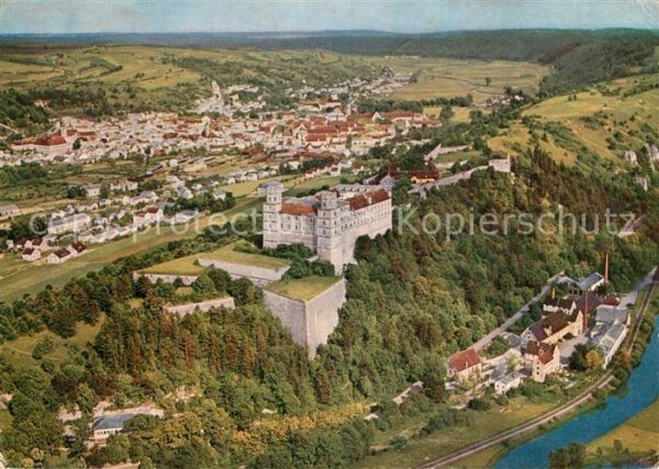 Eichstaett Oberbayern Stadtblick mit Willibaldsburg Fliegerau