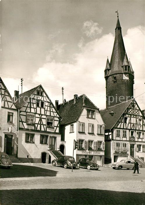 Ottweiler Rathausplatz Fachwerkhäuser Kirchturm