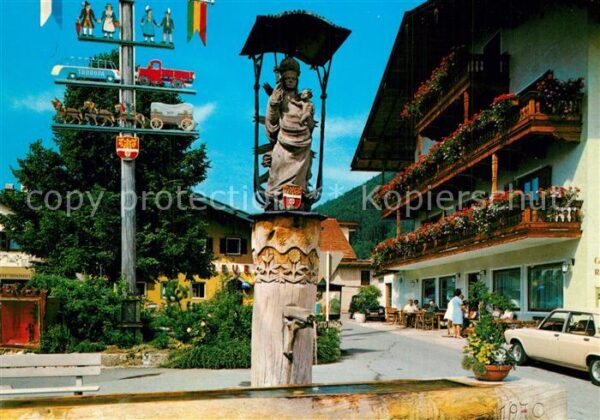 Ruhpolding Am Dorfbrunnen