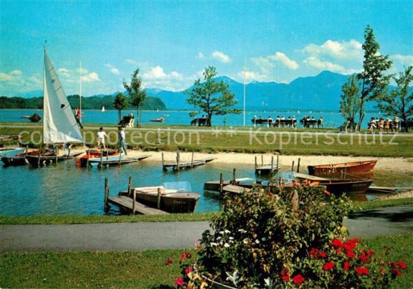 Chiemsee Promenade mit Hochgern und Hochfelln