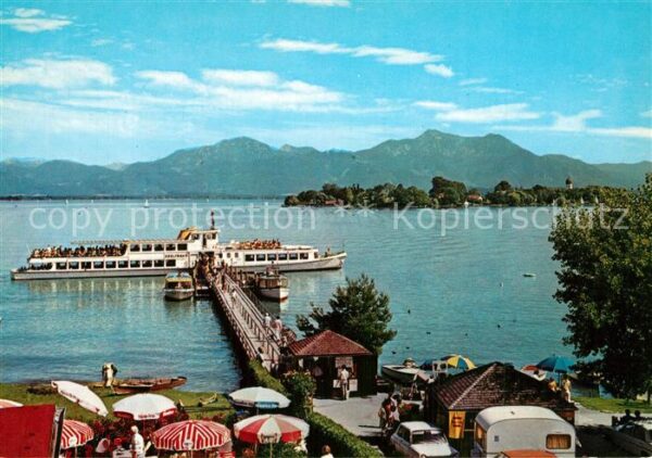 Chiemsee mit Fraueninsel und Blick auf Hochfelln